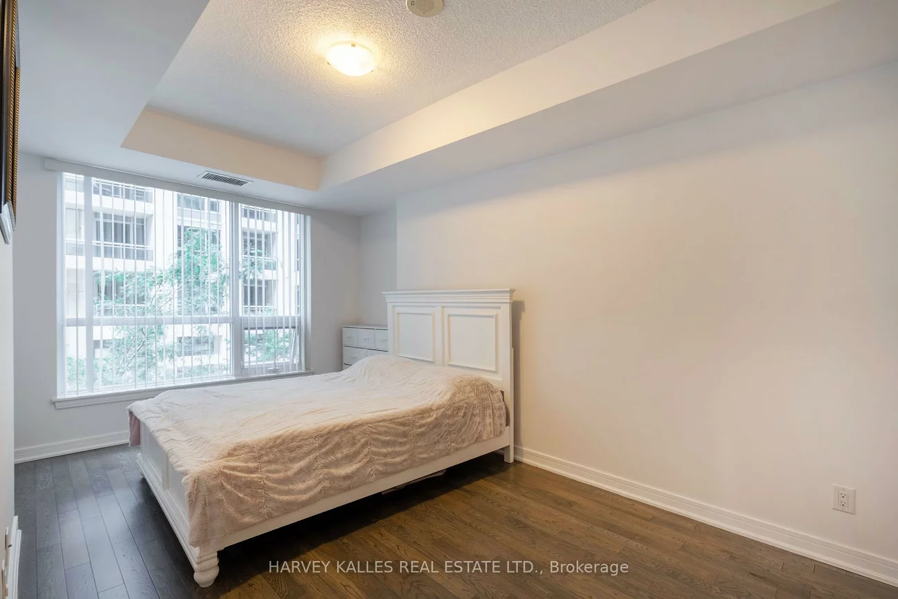 9199, Yonge, Langstaff, Richmond Hill