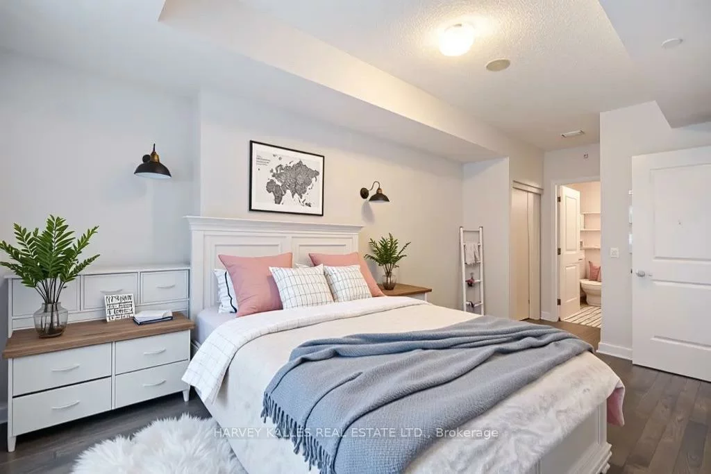 9199, Yonge, Langstaff, Richmond Hill
