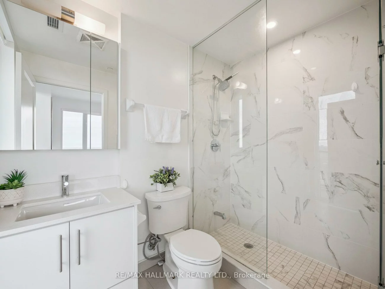 105, Oneida, Langstaff, Richmond Hill