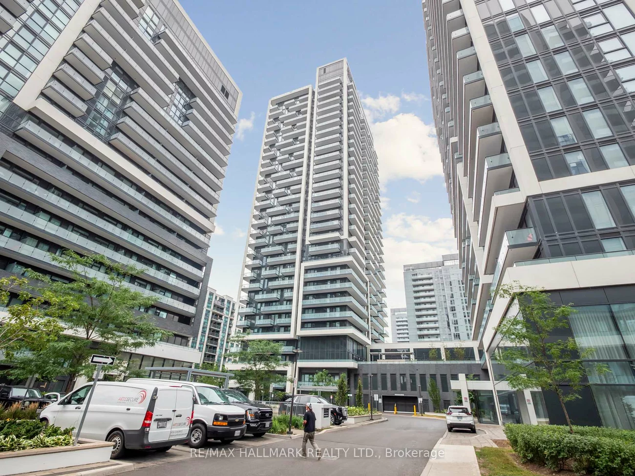 105, Oneida, Langstaff, Richmond Hill