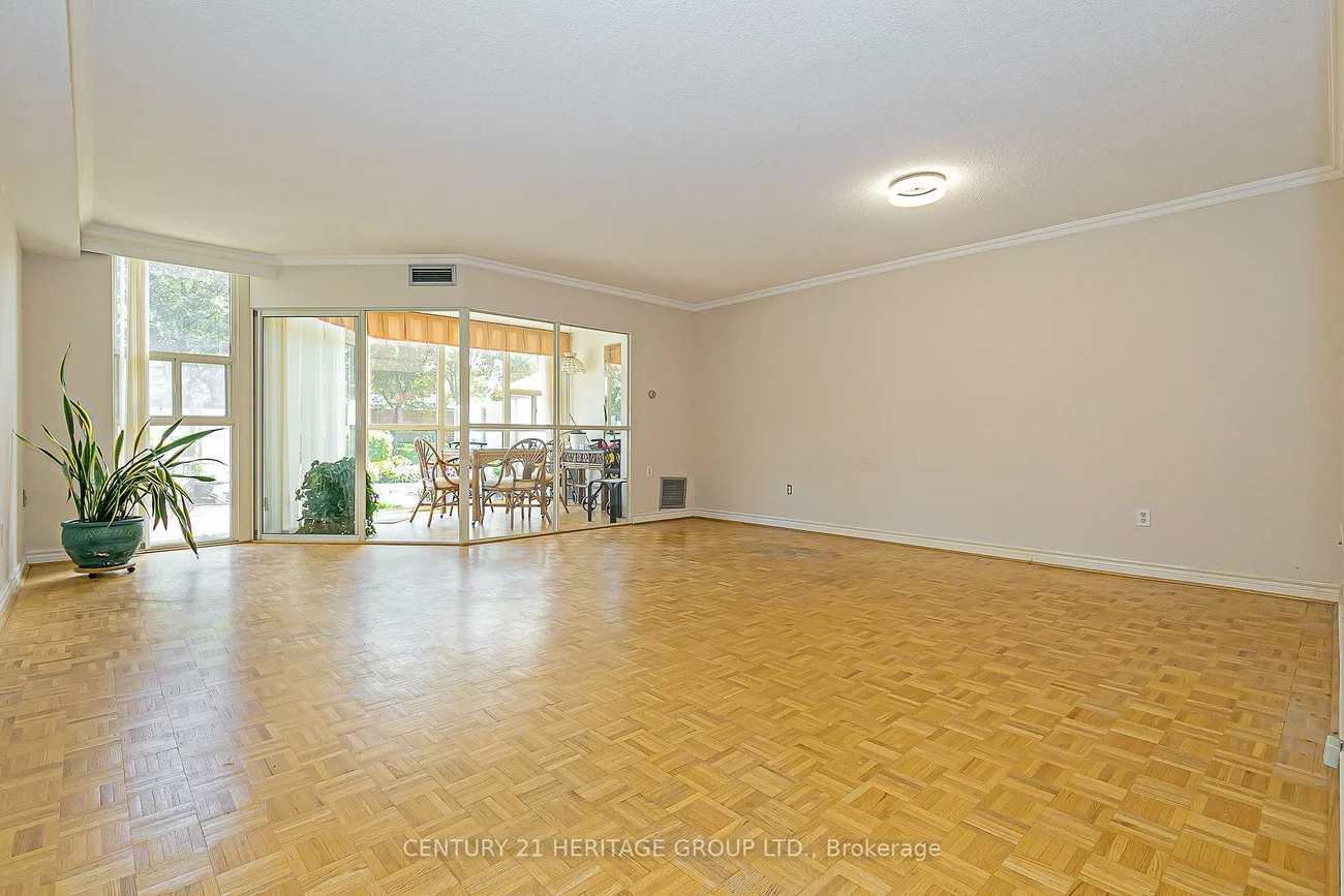 20, Baif, North Richvale, Richmond Hill