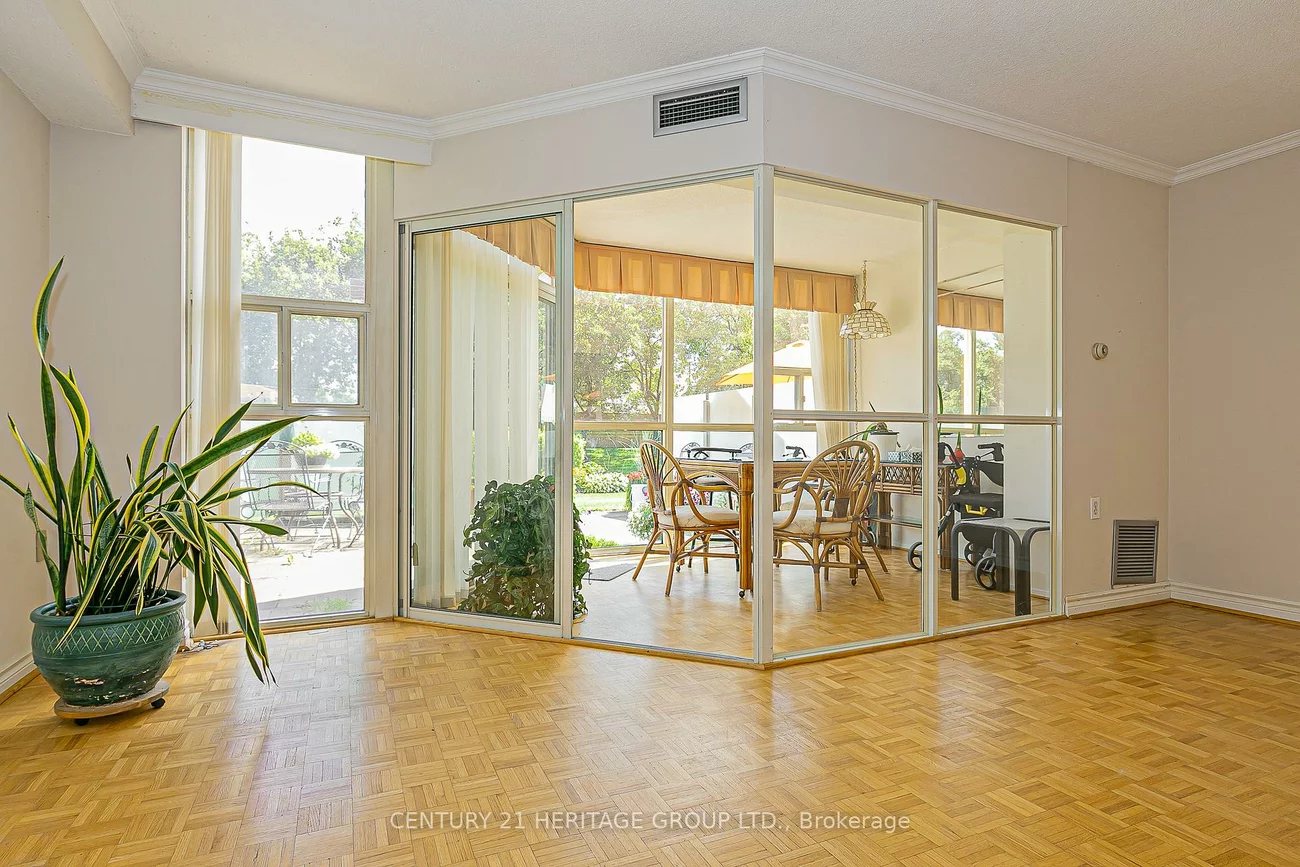20, Baif, North Richvale, Richmond Hill