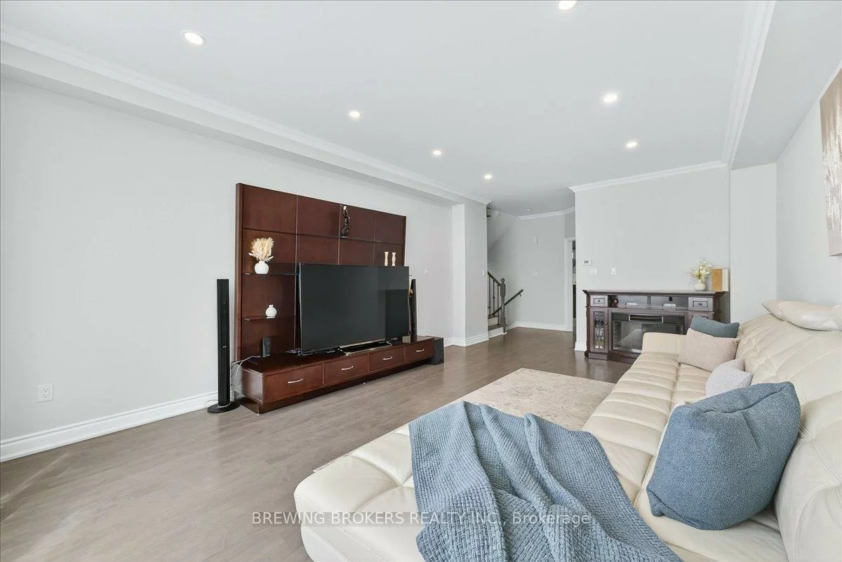 23, Observatory, Observatory, Richmond Hill
