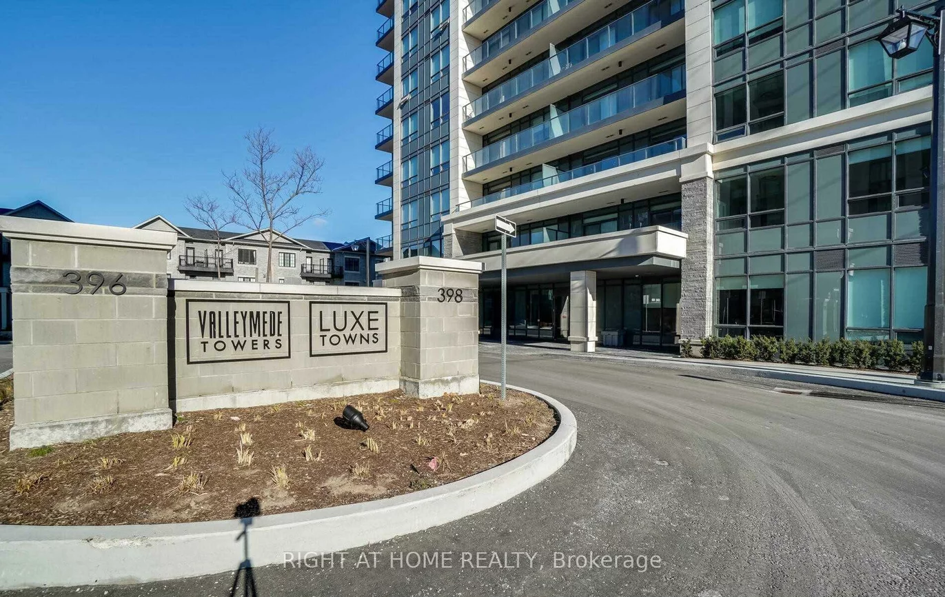 398, Highway 7, Doncrest, Richmond Hill