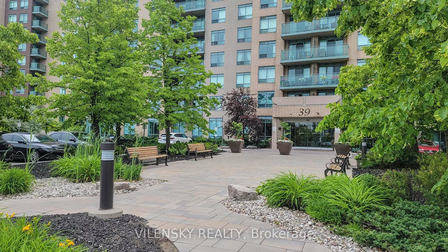 39, Oneida, Langstaff, Richmond Hill