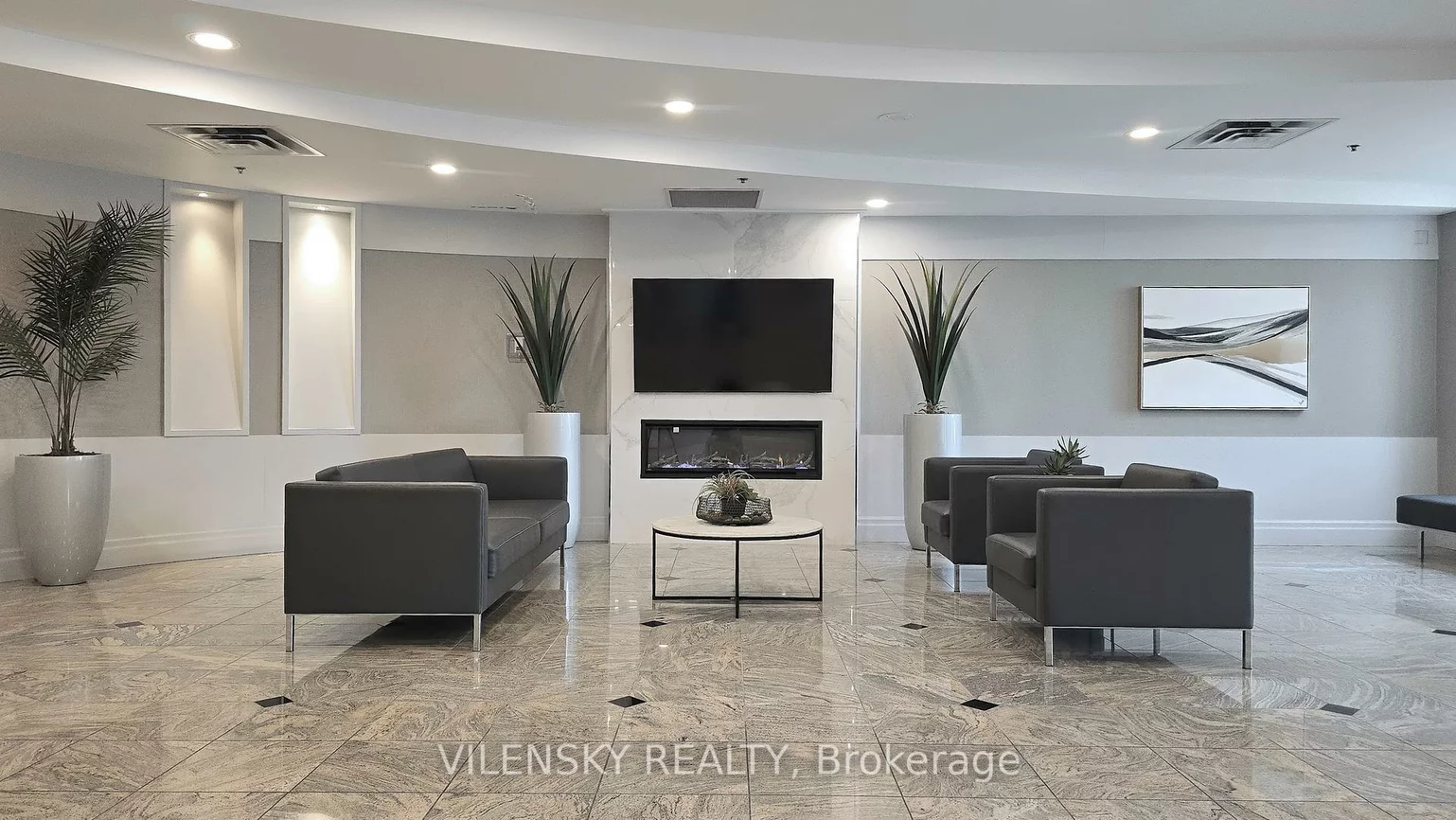 39, Oneida, Langstaff, Richmond Hill