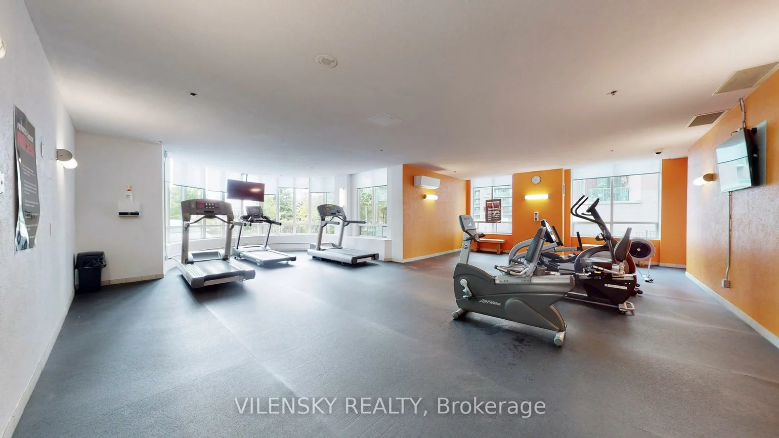 39, Oneida, Langstaff, Richmond Hill