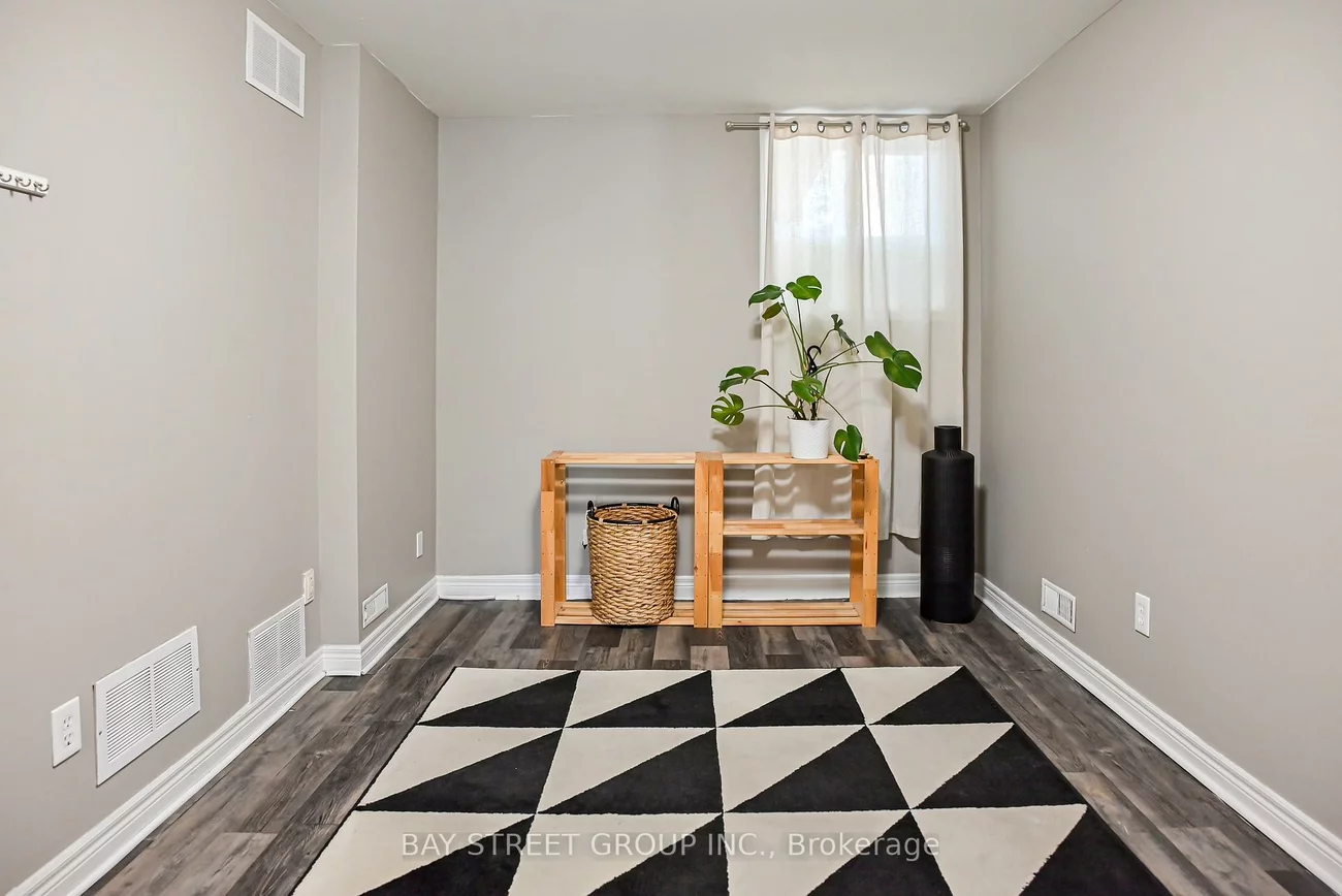 190, Harding, North Richvale, Richmond Hill