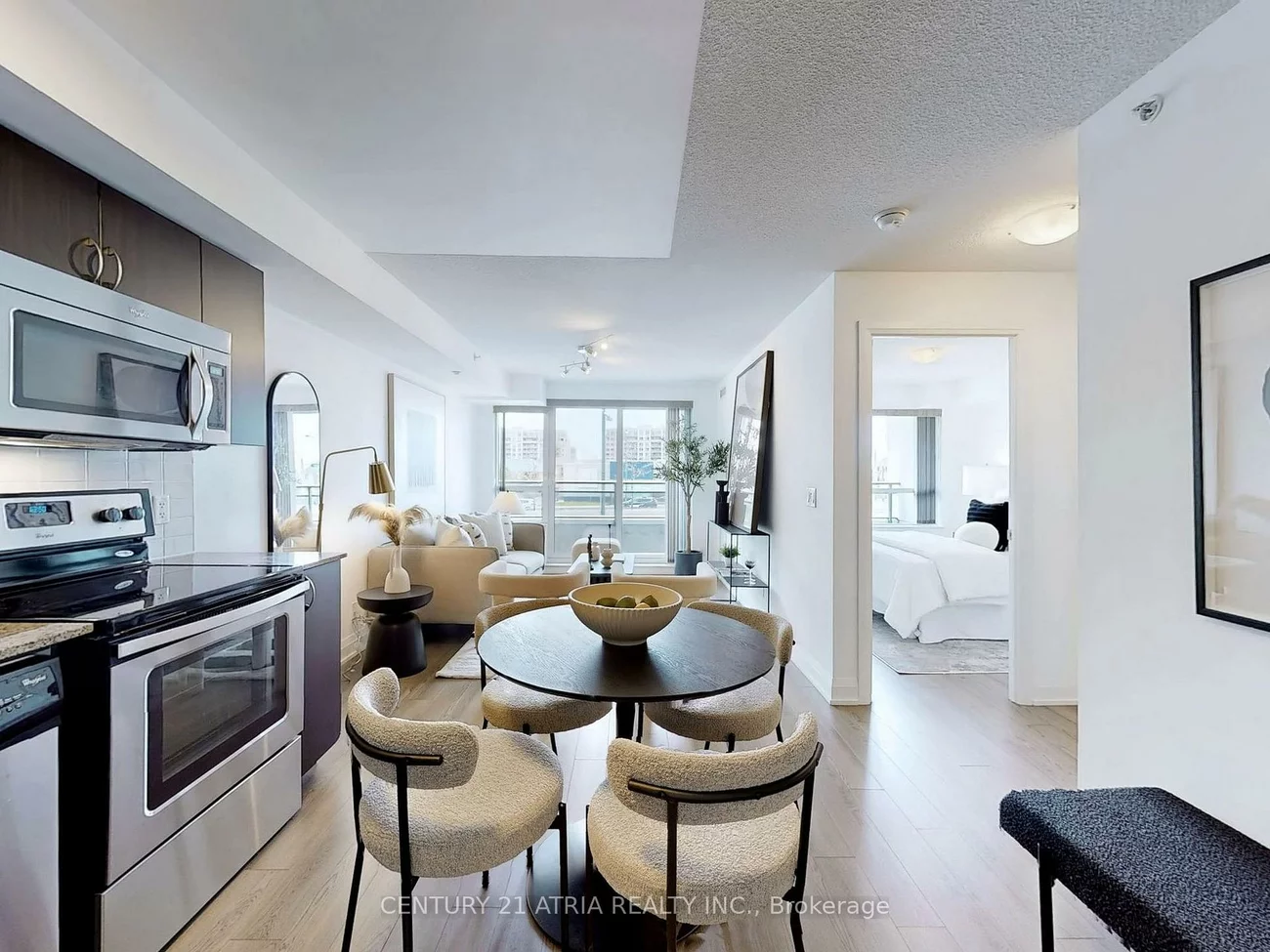 372, Highway 7, Doncrest, Richmond Hill