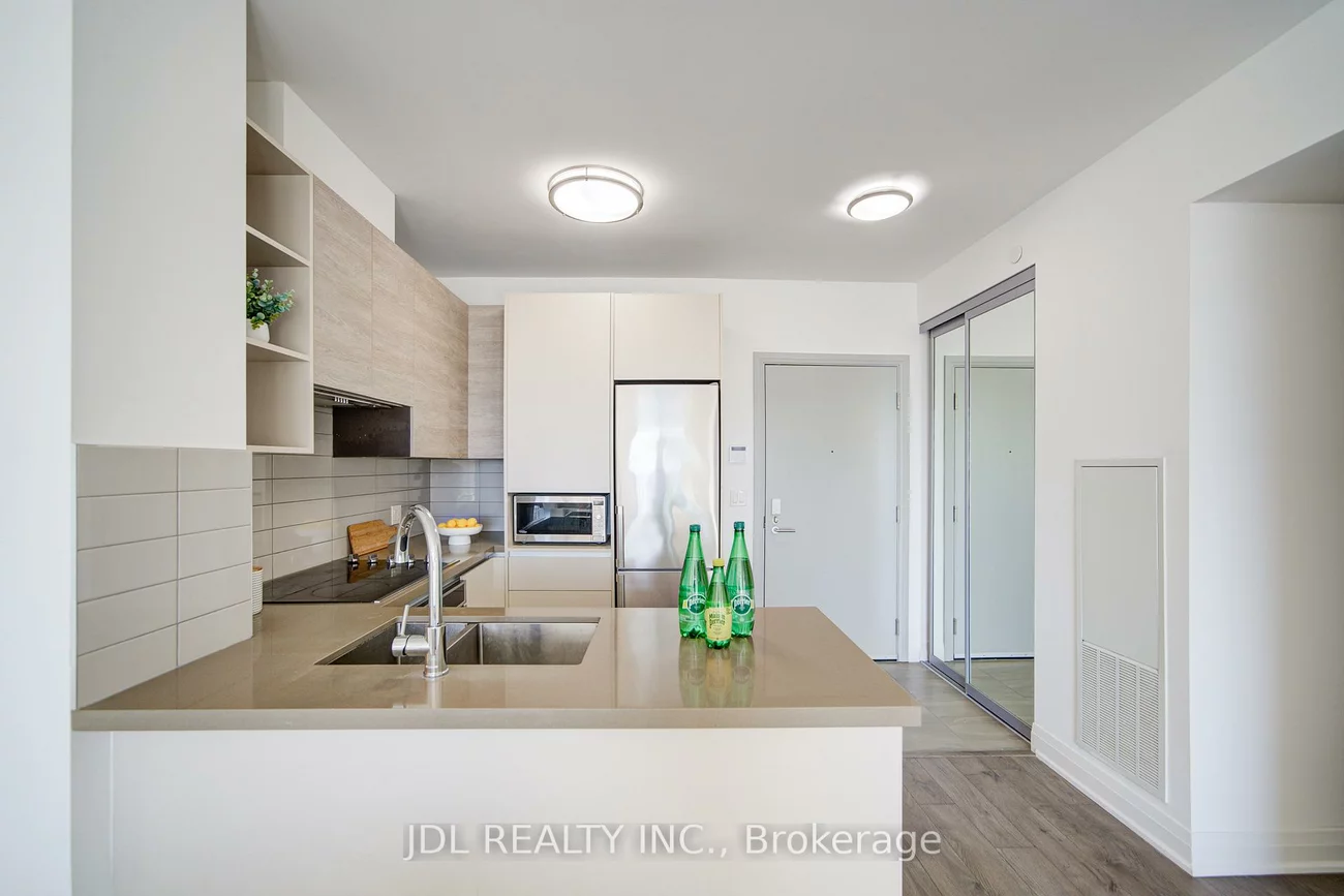 398, Highway 7, Doncrest, Richmond Hill