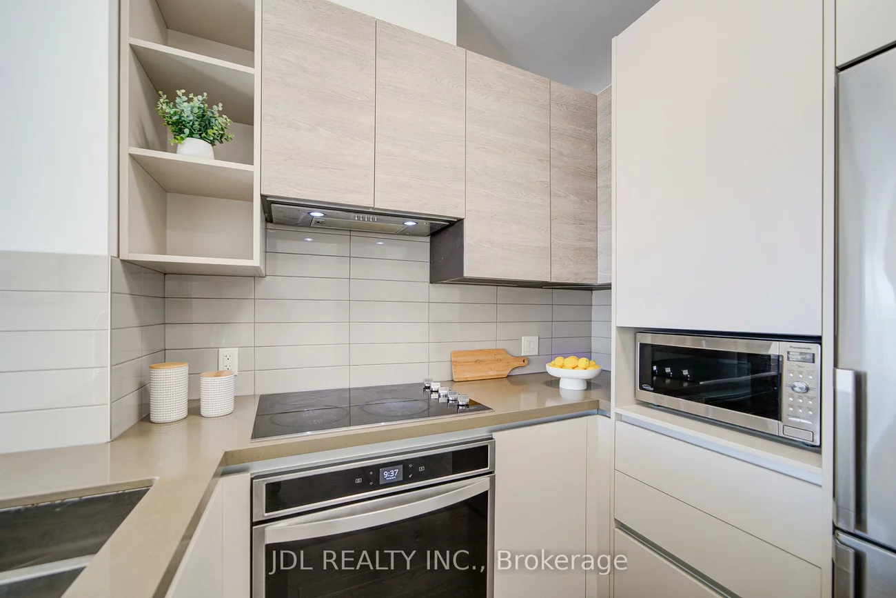 398, Highway 7, Doncrest, Richmond Hill