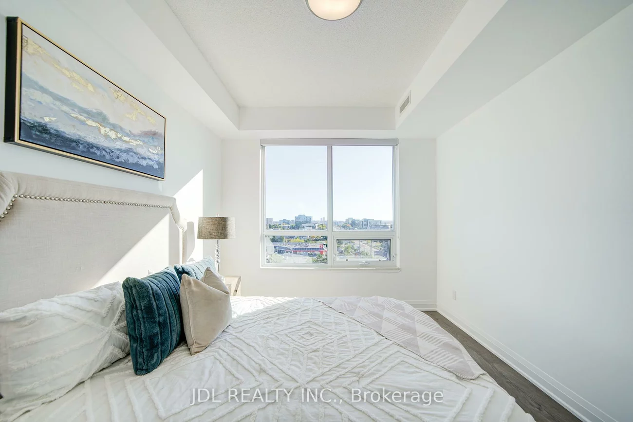 398, Highway 7, Doncrest, Richmond Hill