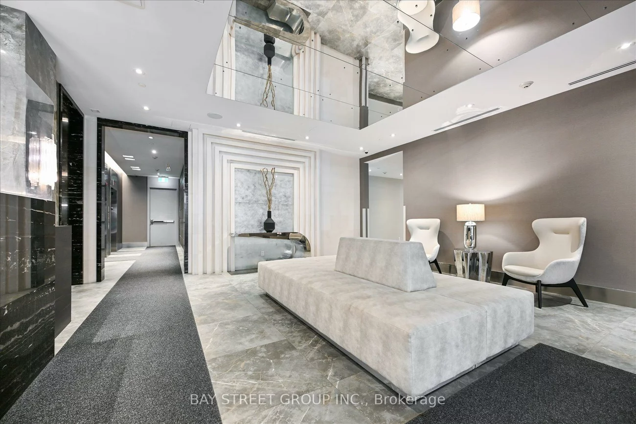 398, Highway 7, Doncrest, Richmond Hill