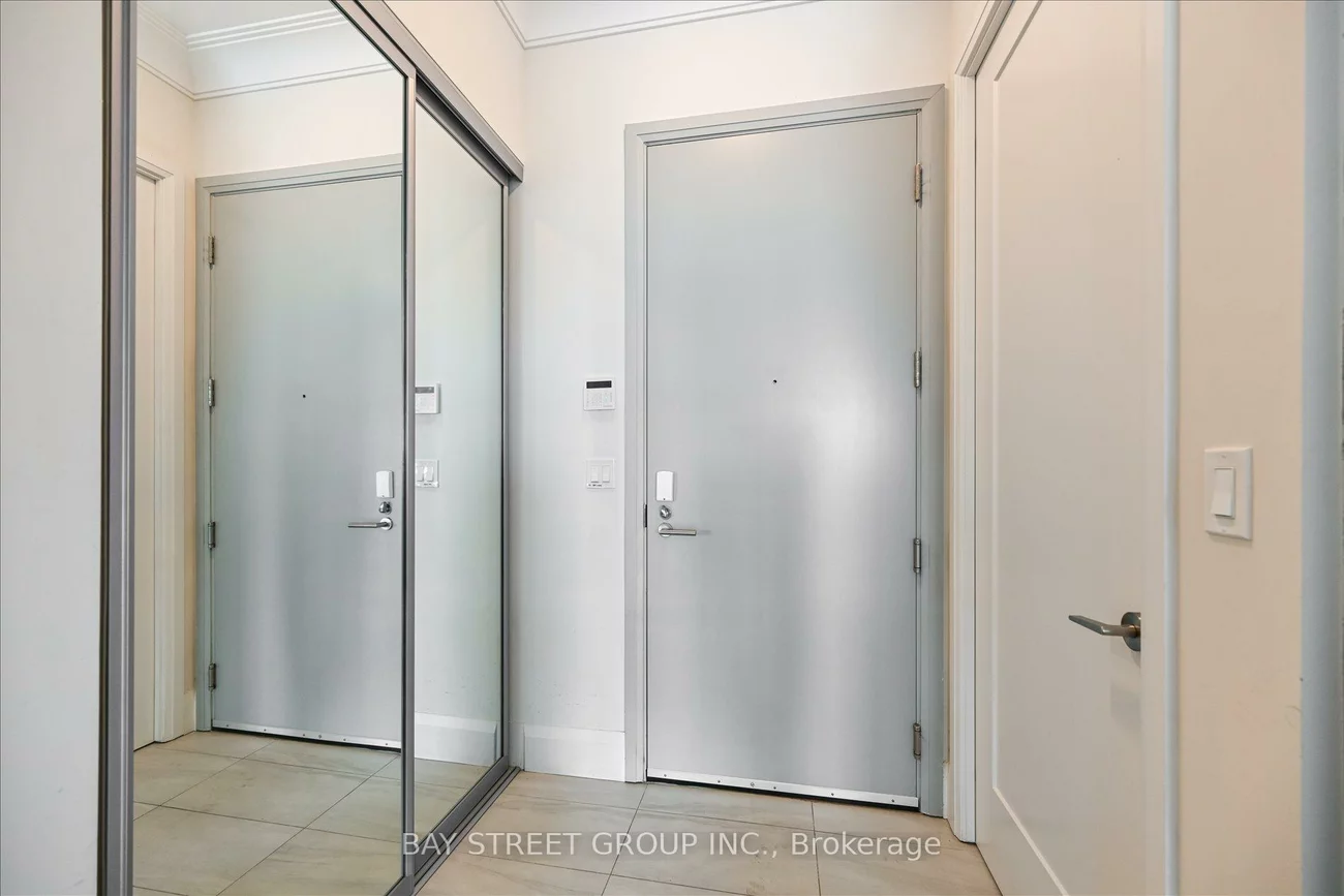 398, Highway 7, Doncrest, Richmond Hill