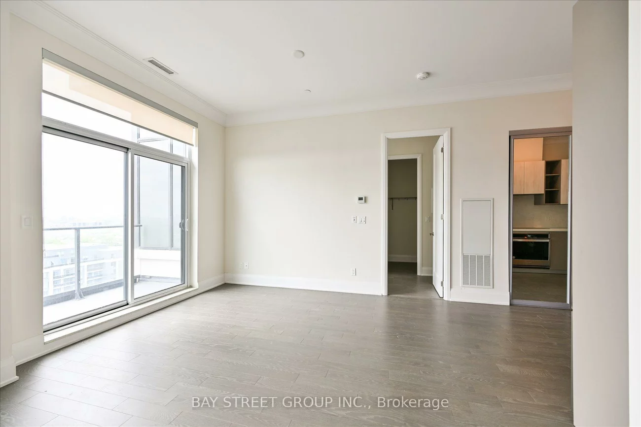 398, Highway 7, Doncrest, Richmond Hill