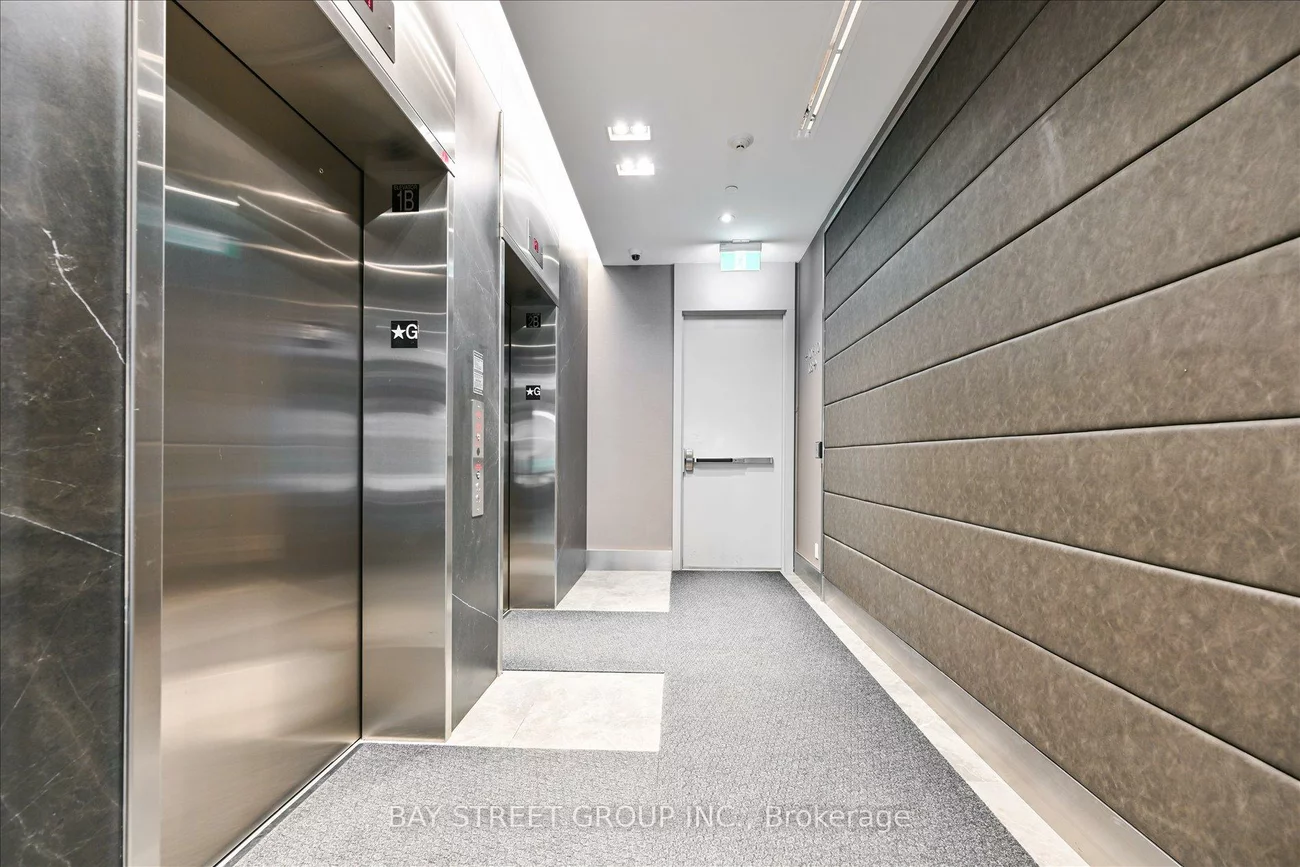 398, Highway 7, Doncrest, Richmond Hill