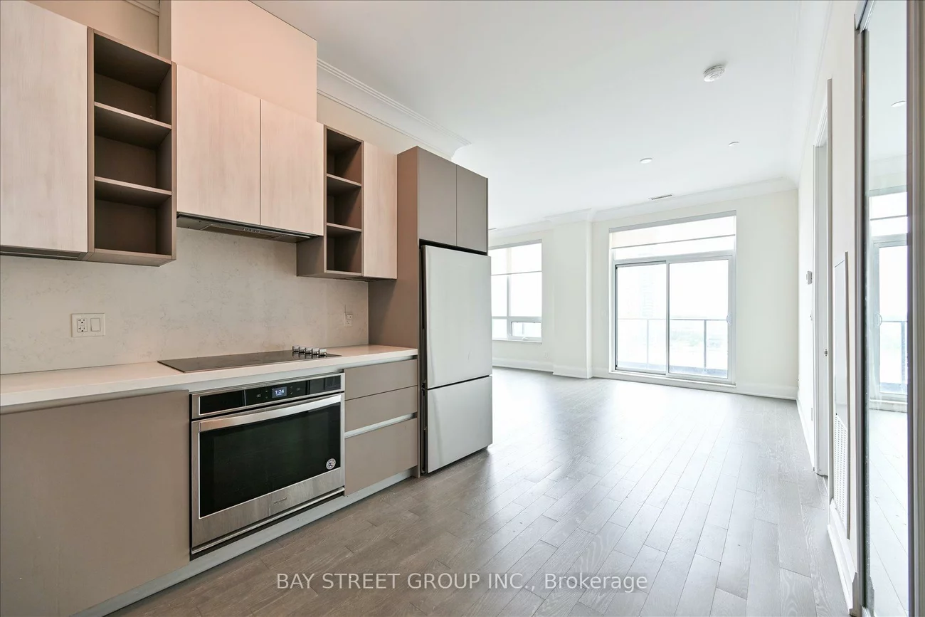 398, Highway 7, Doncrest, Richmond Hill