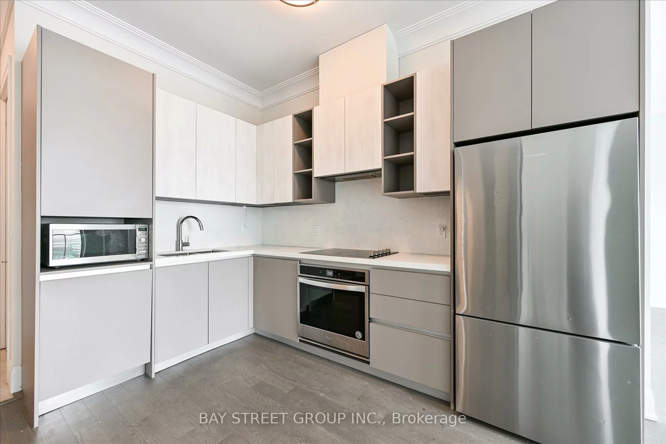 398, Highway 7, Doncrest, Richmond Hill