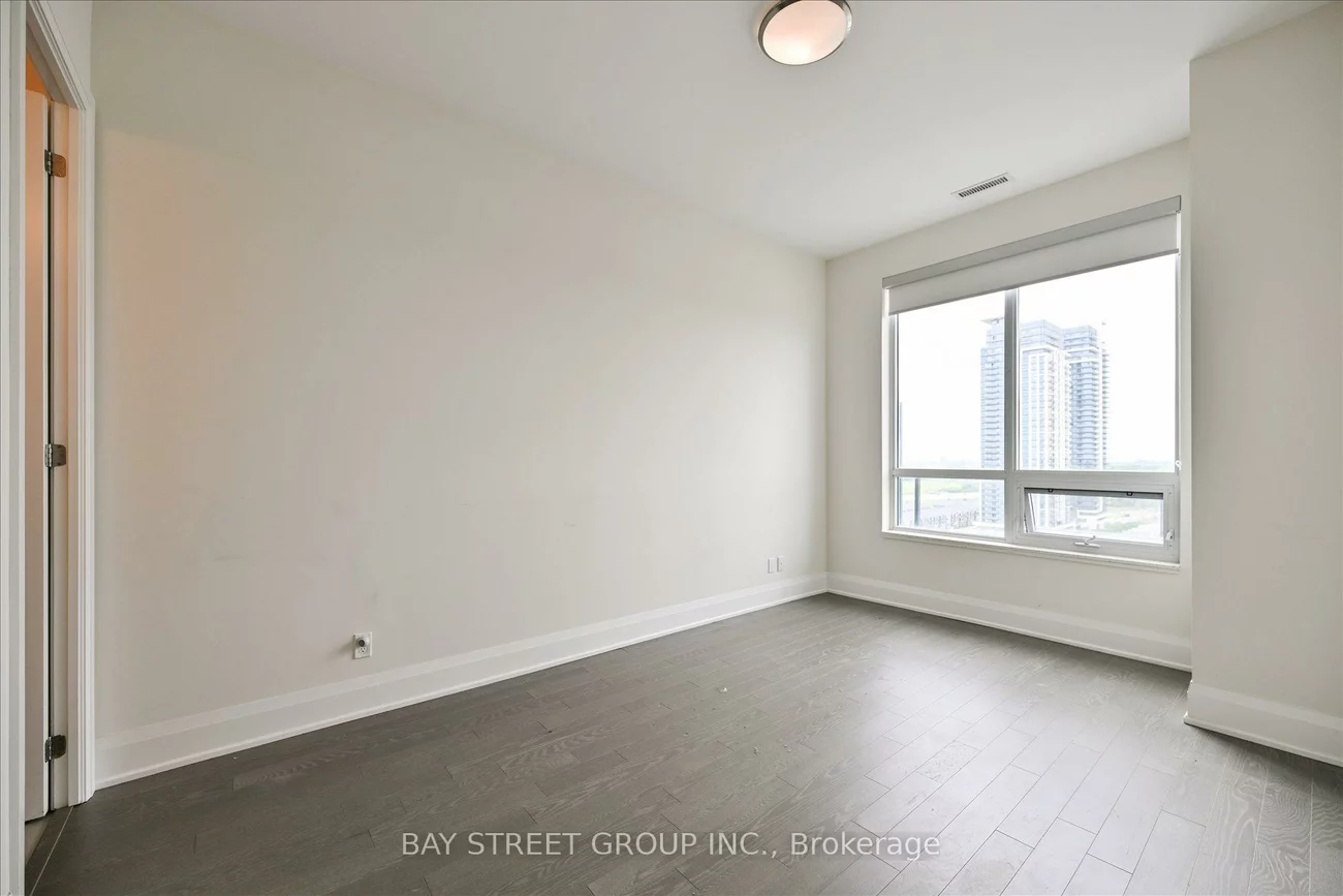 398, Highway 7, Doncrest, Richmond Hill