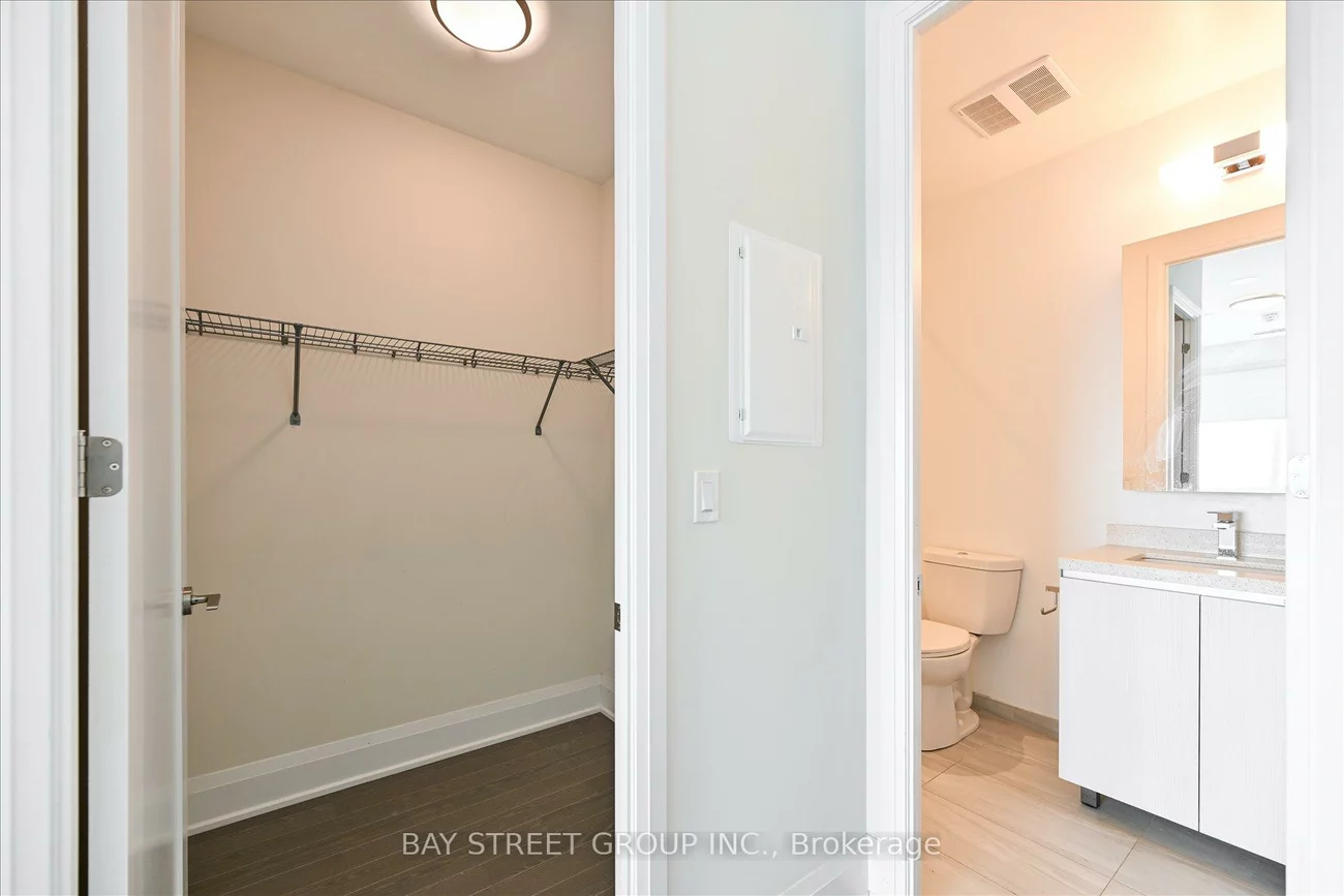 398, Highway 7, Doncrest, Richmond Hill