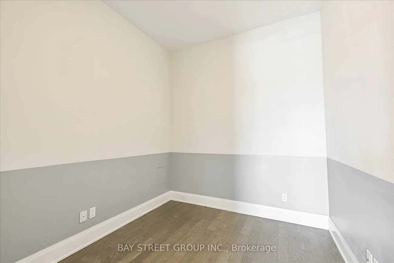 398, Highway 7, Doncrest, Richmond Hill