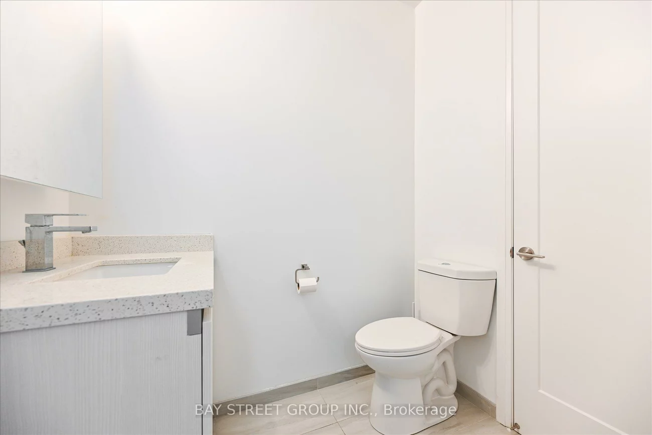 398, Highway 7, Doncrest, Richmond Hill