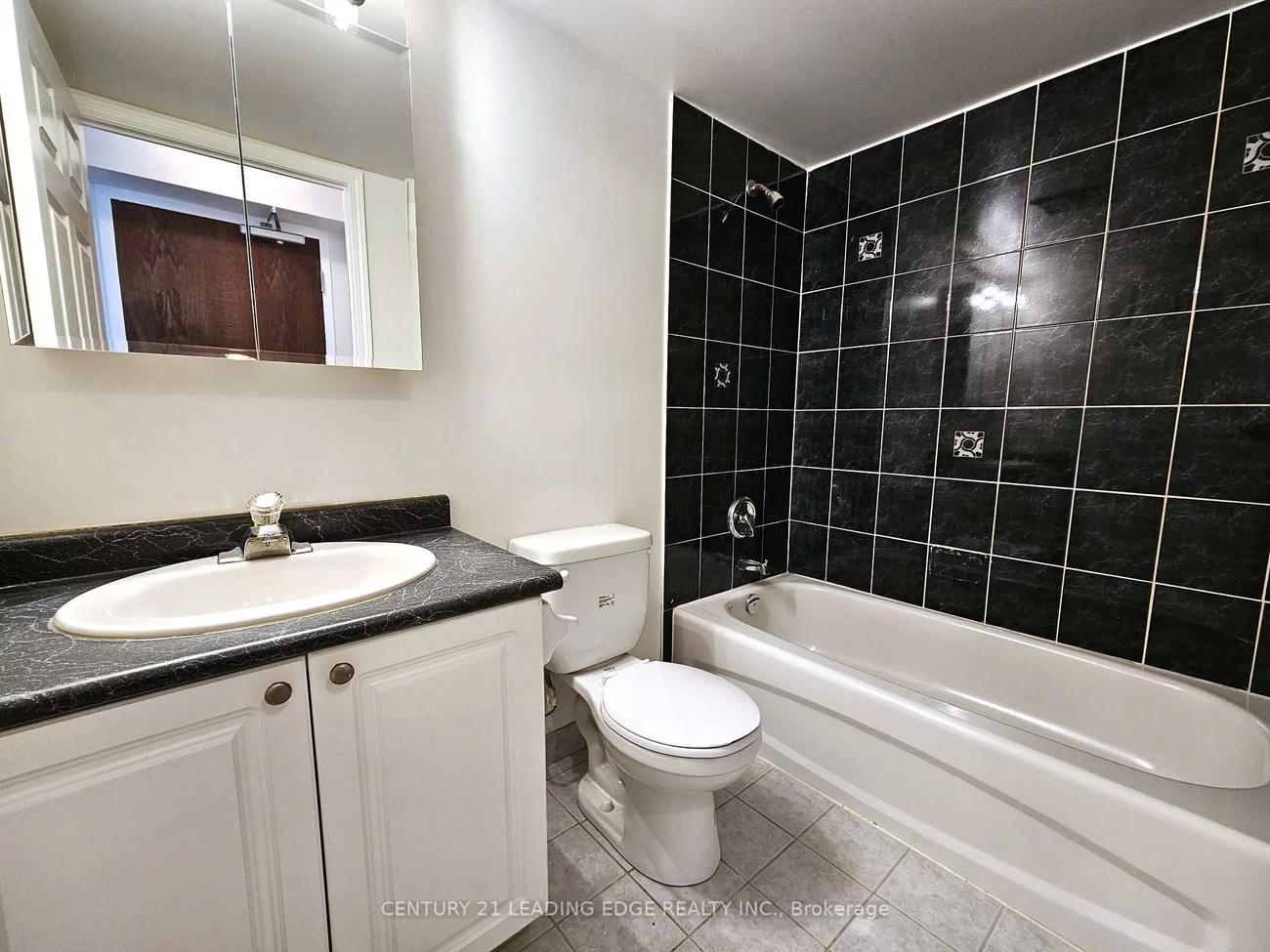 39, Oneida, Langstaff, Richmond Hill