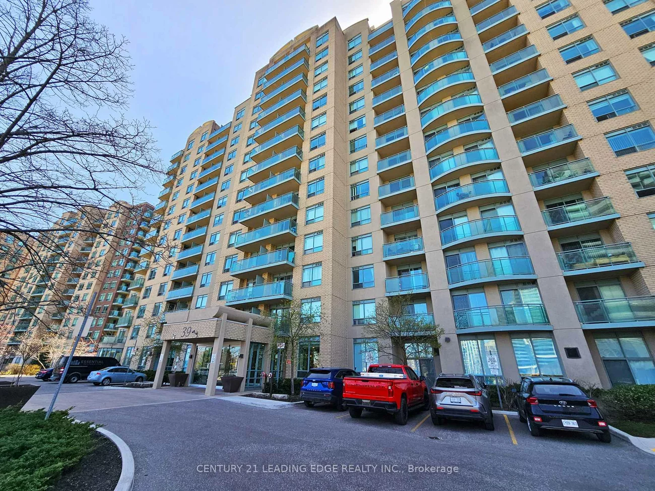 39, Oneida, Langstaff, Richmond Hill