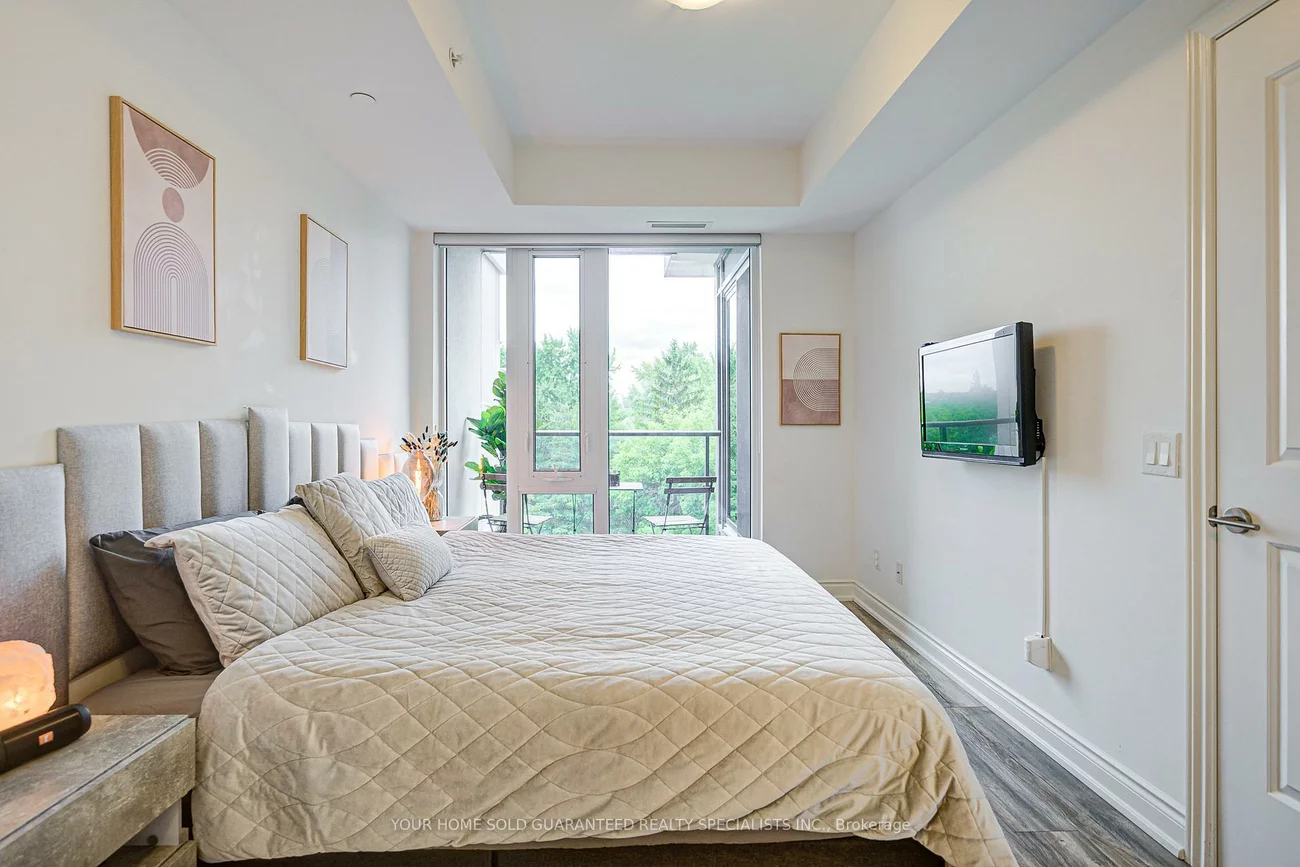 9618, Yonge, North Richvale, Richmond Hill