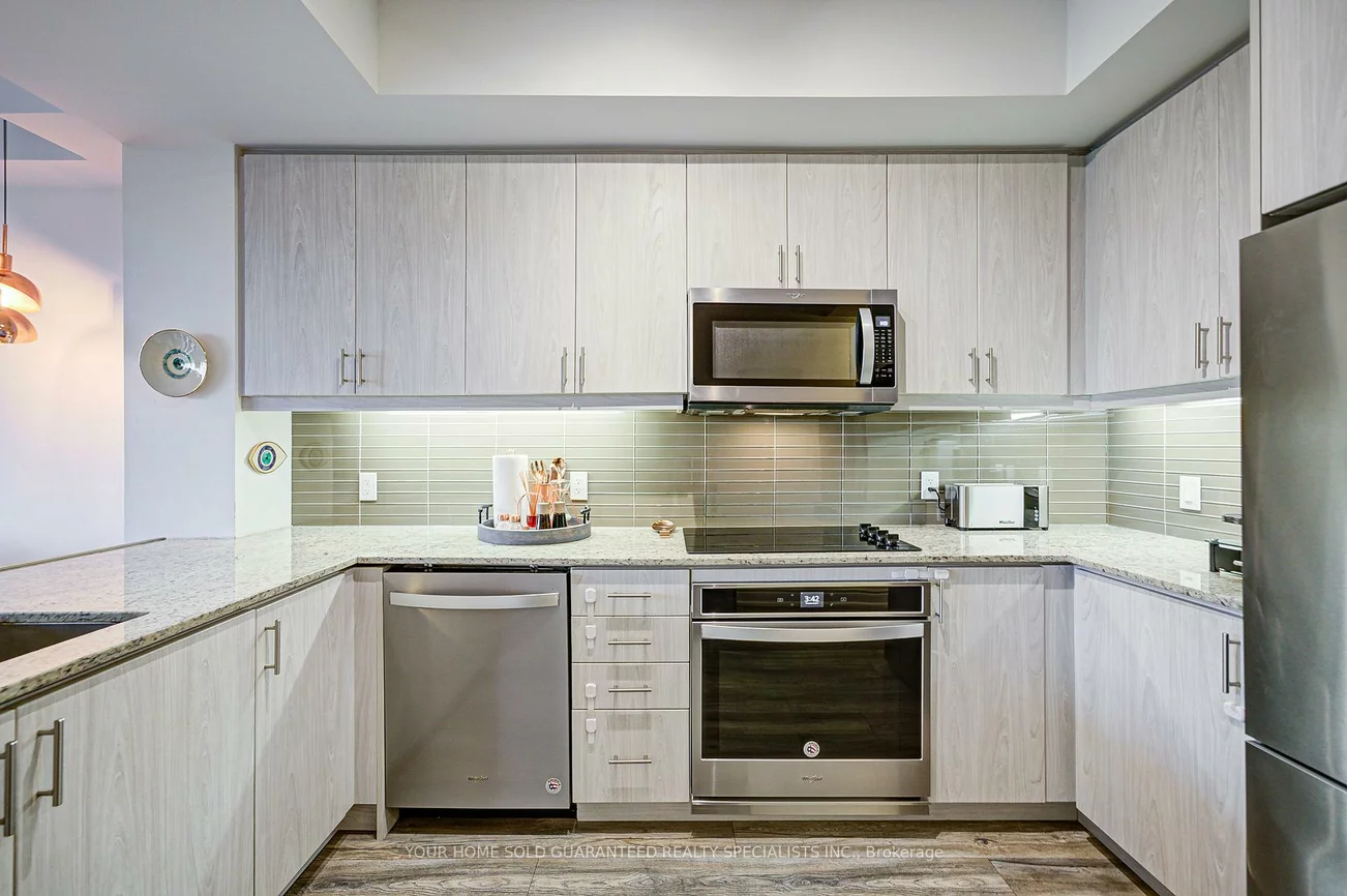 9618, Yonge, North Richvale, Richmond Hill