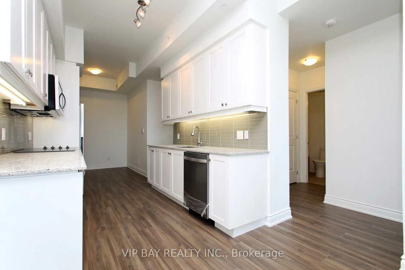 9618, Yonge, North Richvale, Richmond Hill