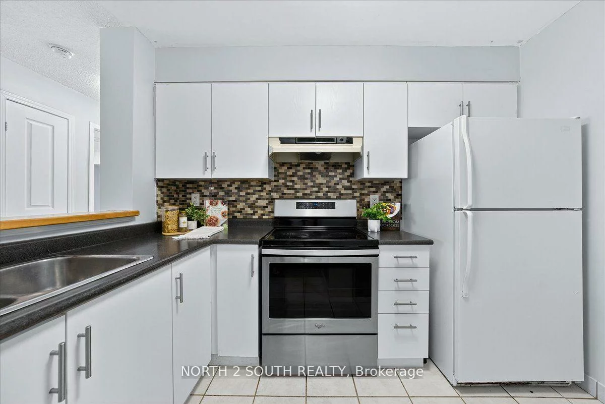 29, Northern Hts, Langstaff, Richmond Hill