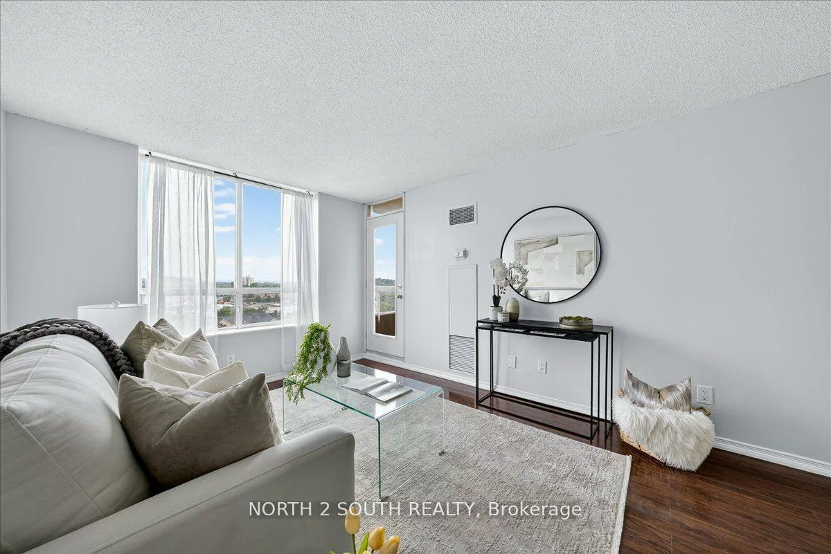 29, Northern Hts, Langstaff, Richmond Hill