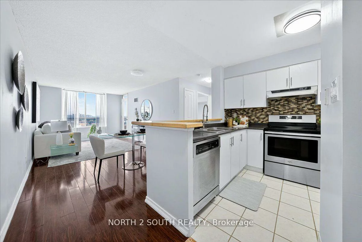 29, Northern Hts, Langstaff, Richmond Hill