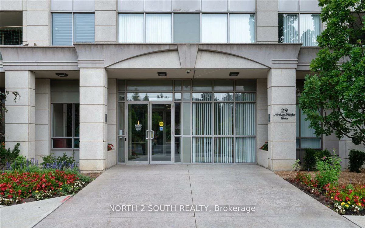 29, Northern Hts, Langstaff, Richmond Hill