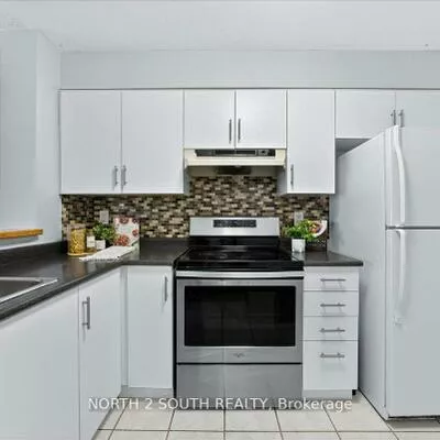 29, Northern Hts, Langstaff, Richmond Hill