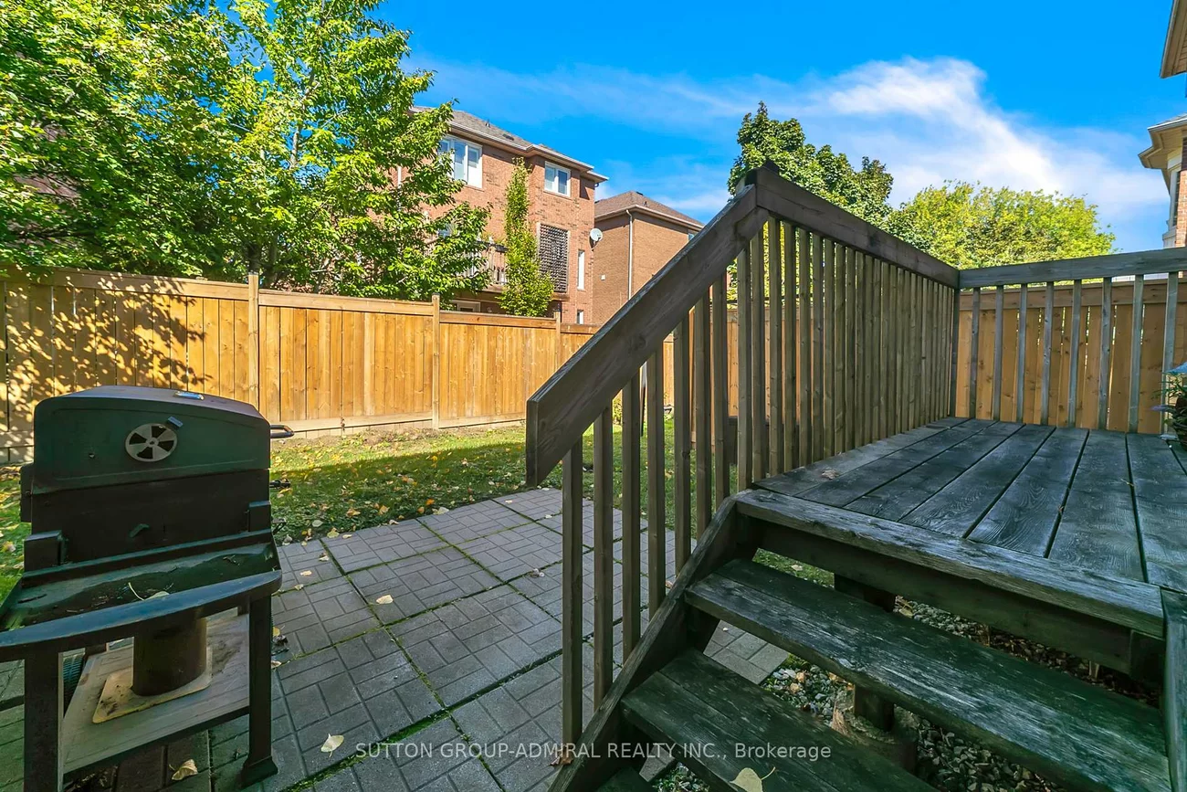 255, Shaftsbury, Westbrook, Richmond Hill