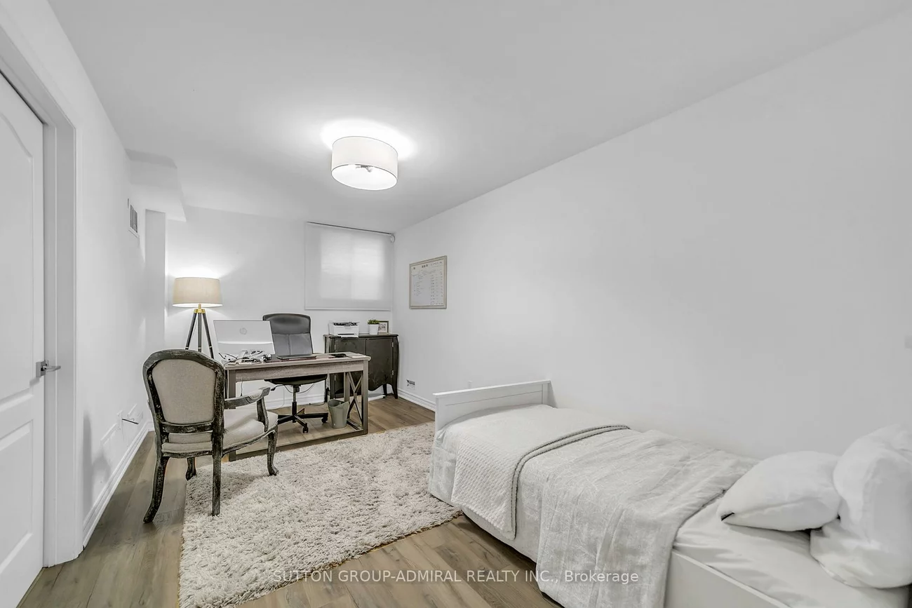 255, Shaftsbury, Westbrook, Richmond Hill