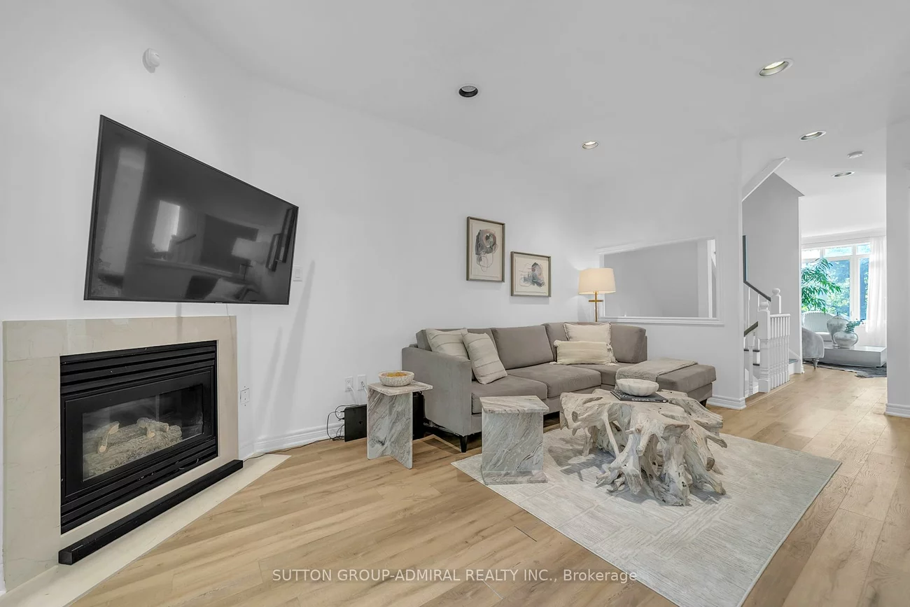 255, Shaftsbury, Westbrook, Richmond Hill