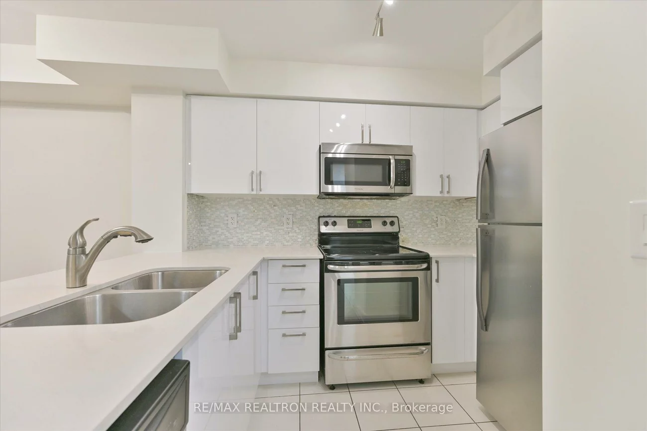 73, King William, Langstaff, Richmond Hill