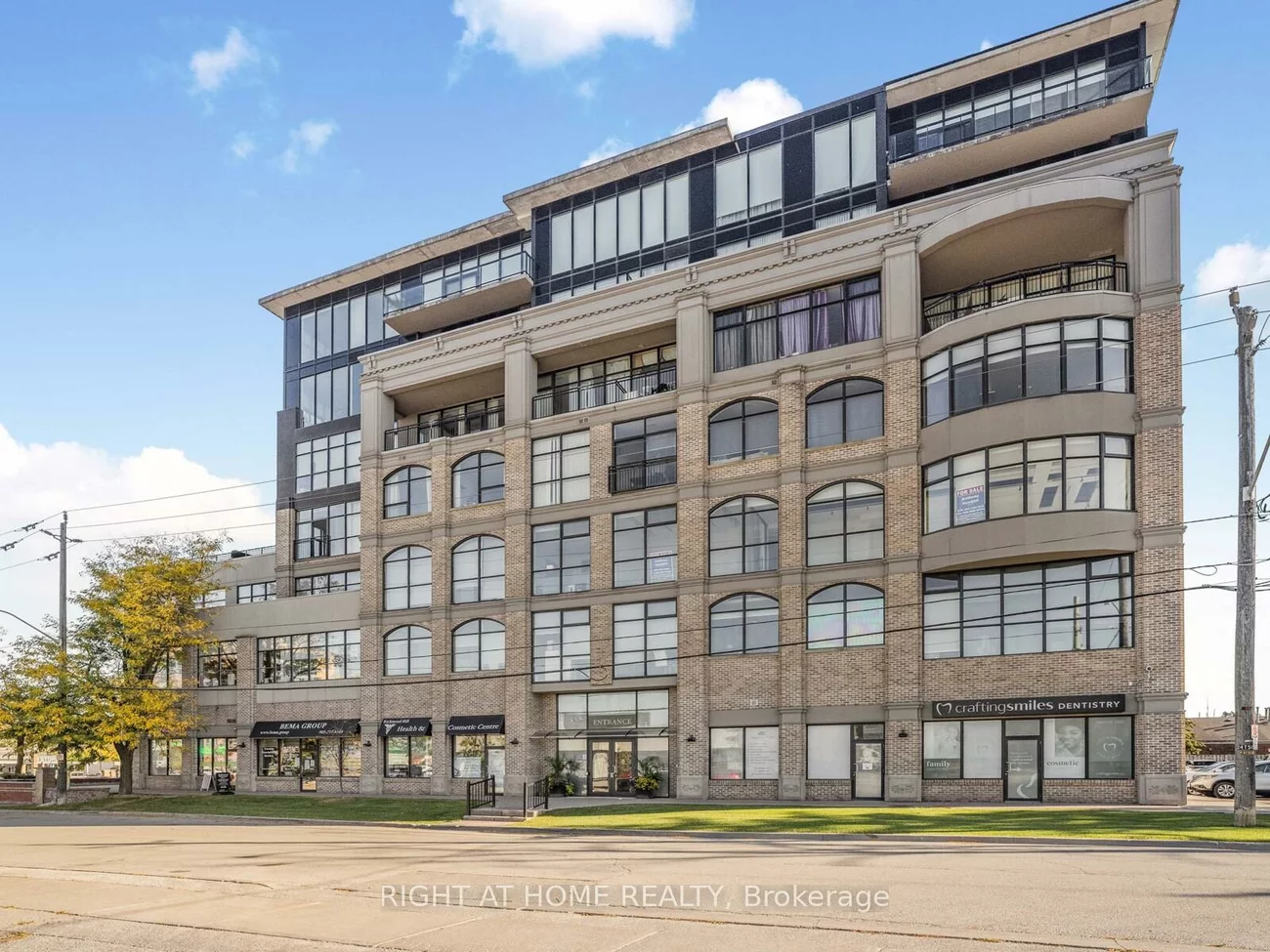 10376, Yonge, Mill Pond, Richmond Hill