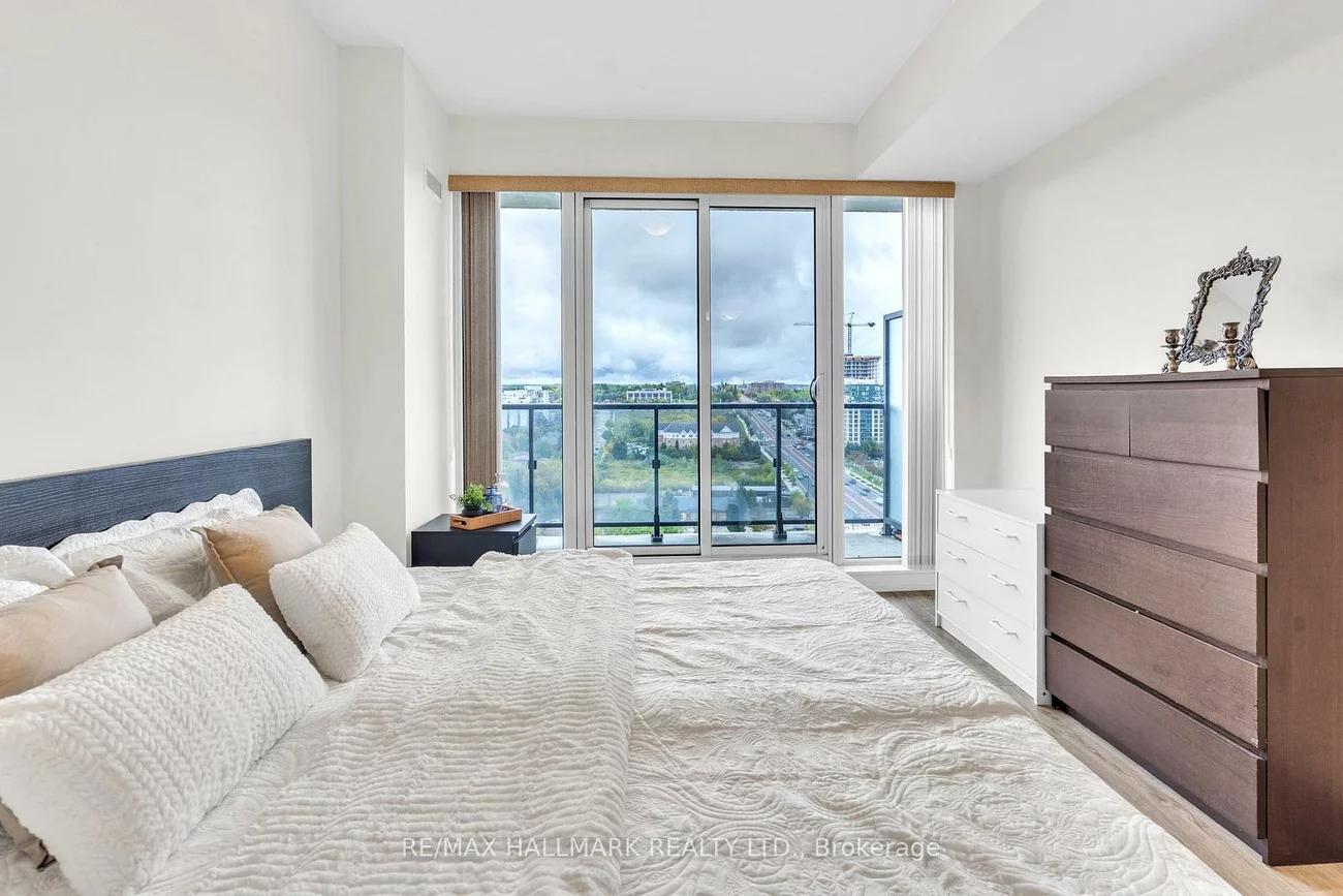 9608, Yonge, North Richvale, Richmond Hill