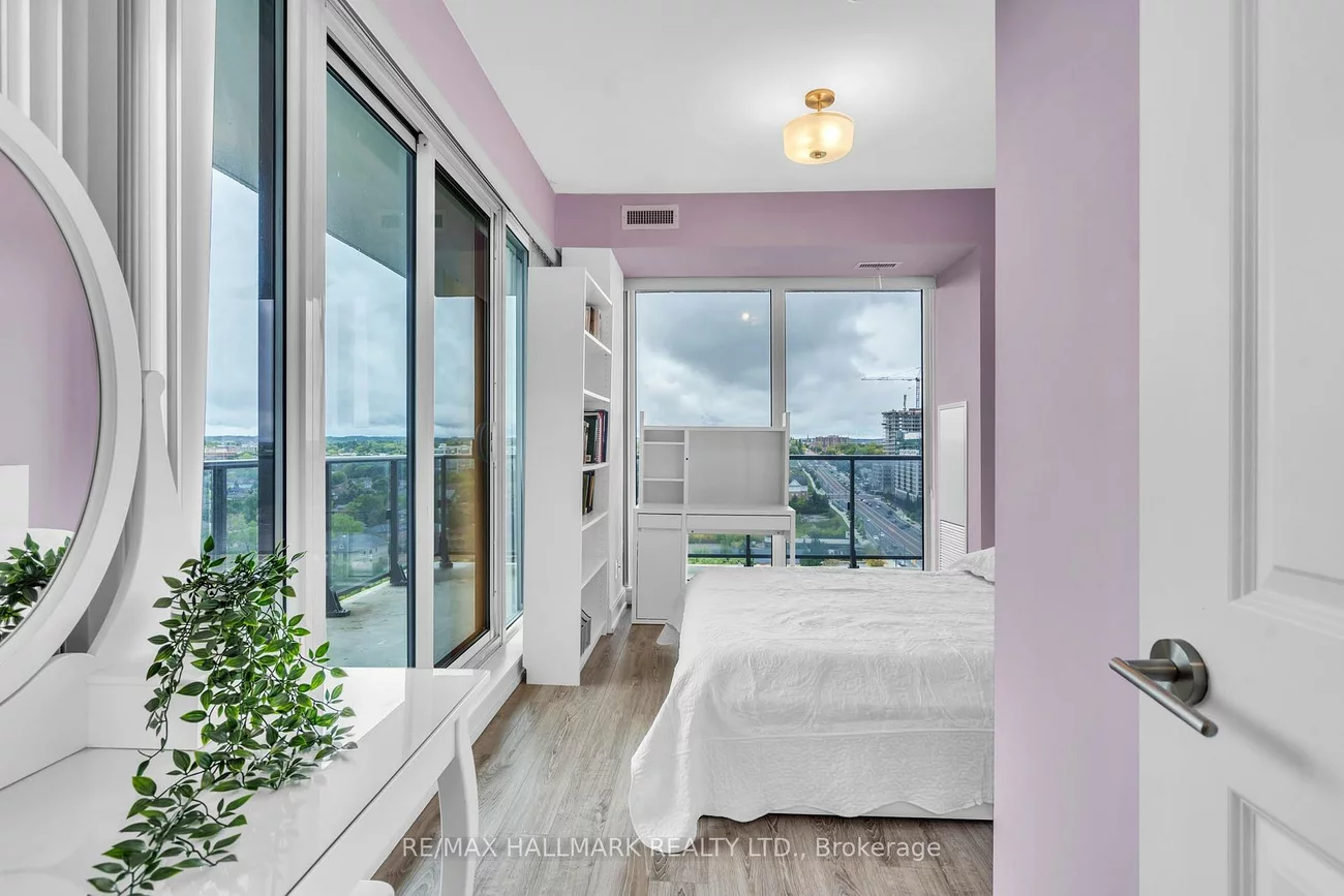 9608, Yonge, North Richvale, Richmond Hill