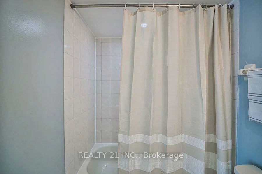 75, Weldrick, Observatory, Richmond Hill