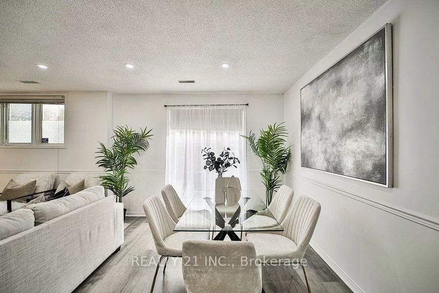 75, Weldrick, Observatory, Richmond Hill