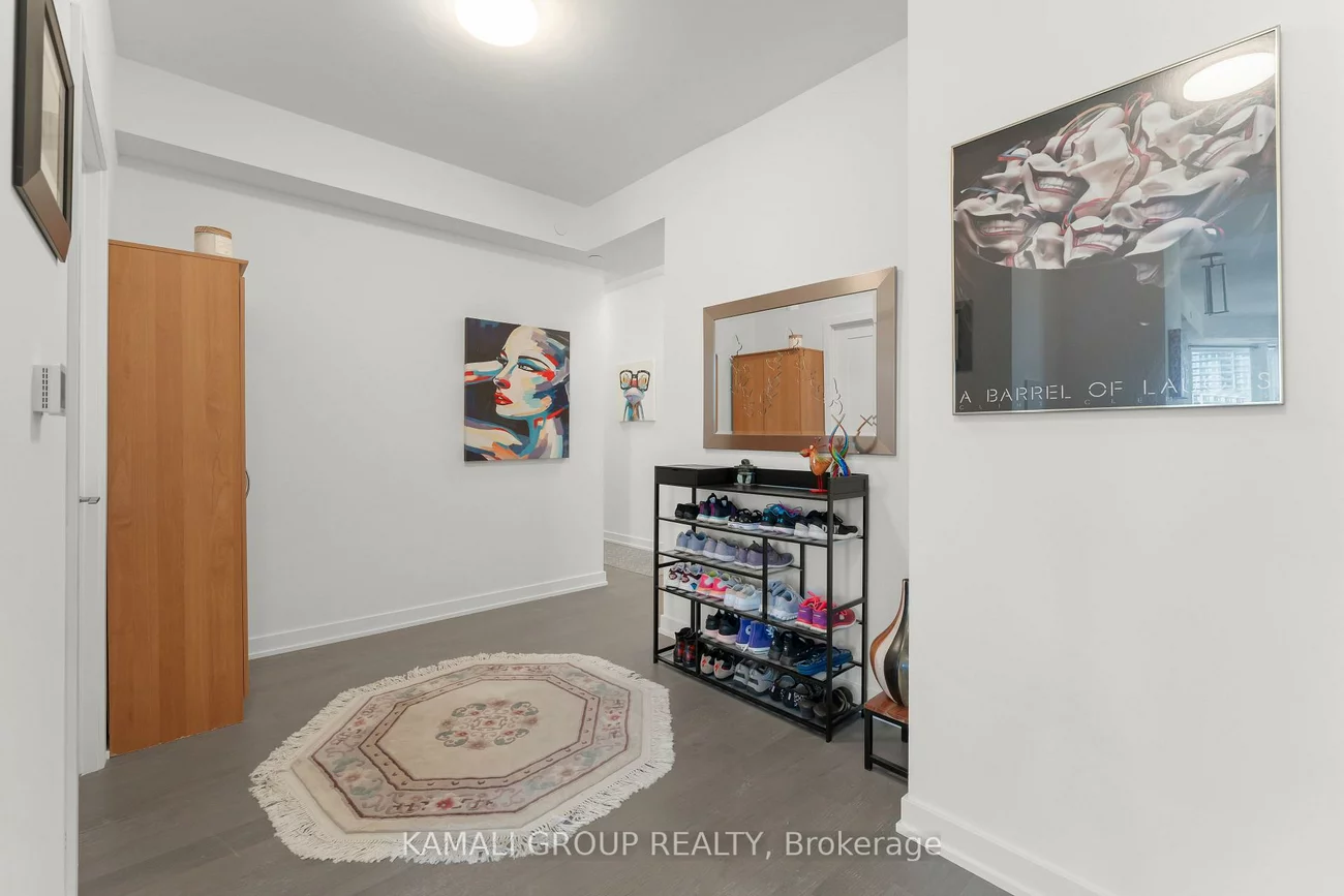 8888, Yonge, South Richvale, Richmond Hill