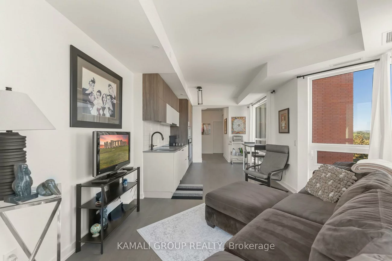 8888, Yonge, South Richvale, Richmond Hill