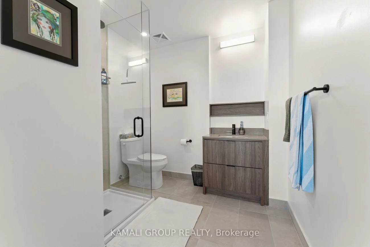 8888, Yonge, South Richvale, Richmond Hill