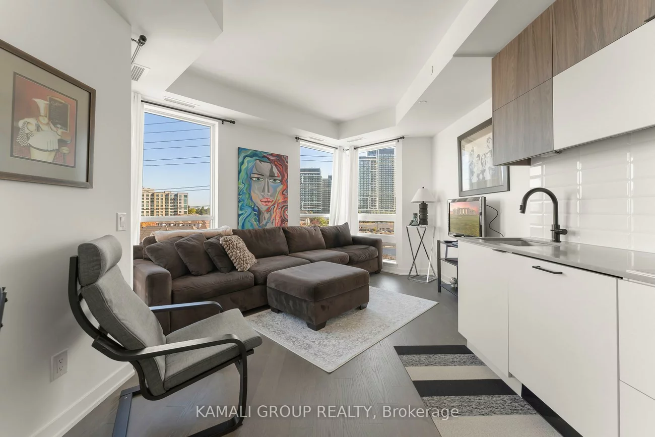 8888, Yonge, South Richvale, Richmond Hill