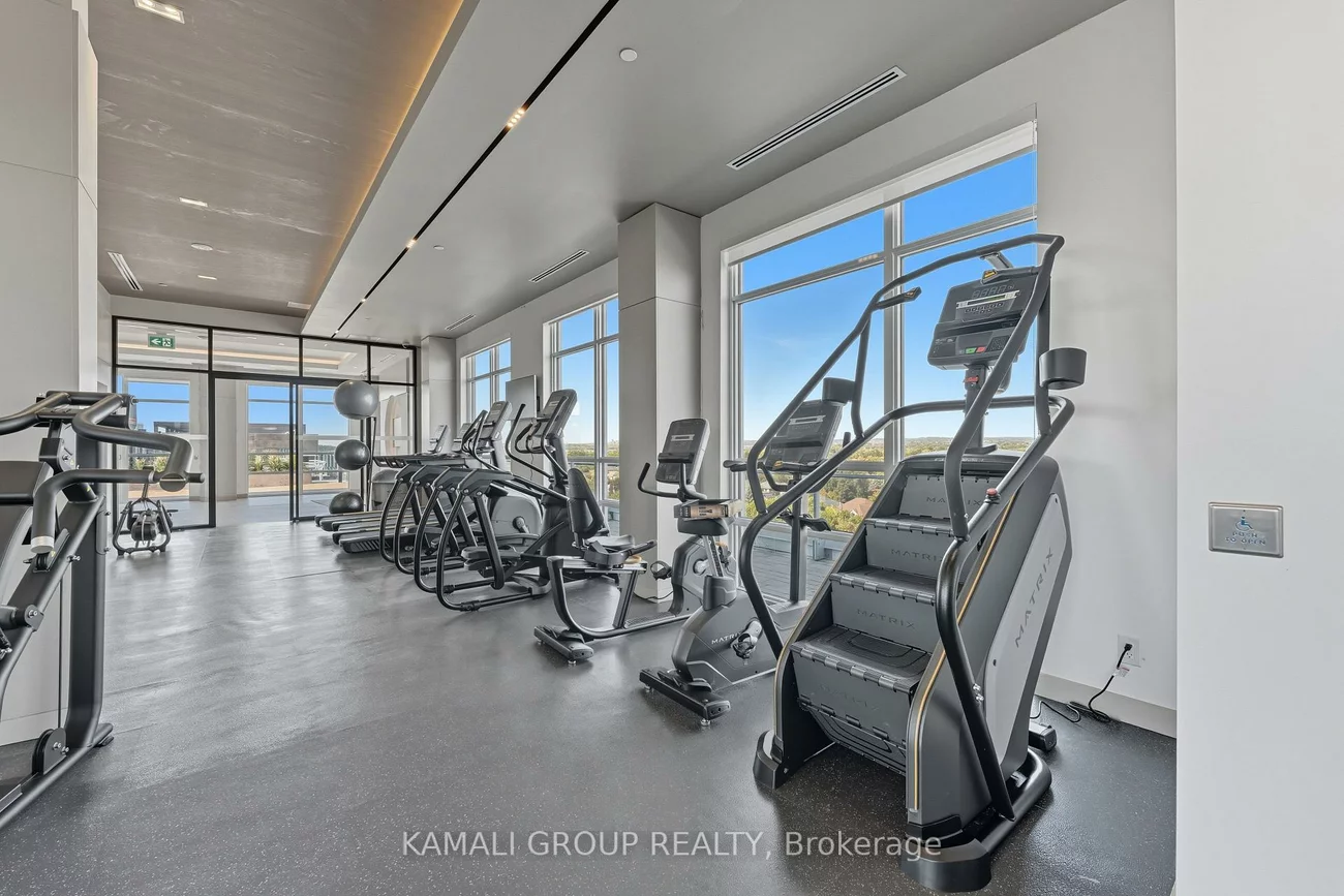 8888, Yonge, South Richvale, Richmond Hill